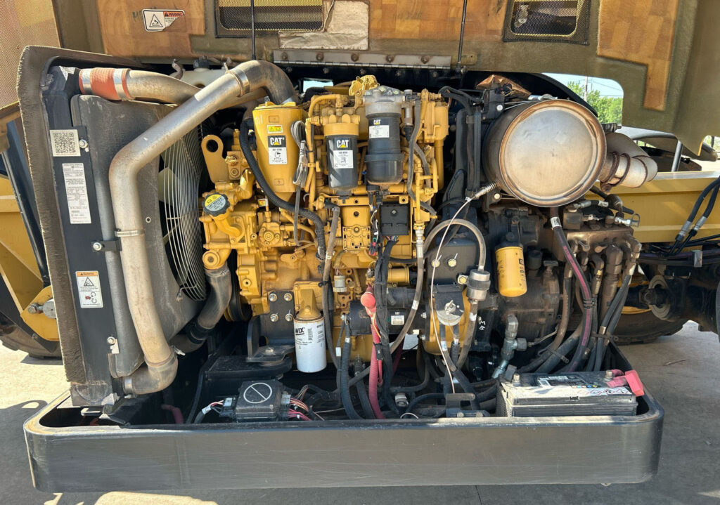 2013 Caterpillar TL1055C